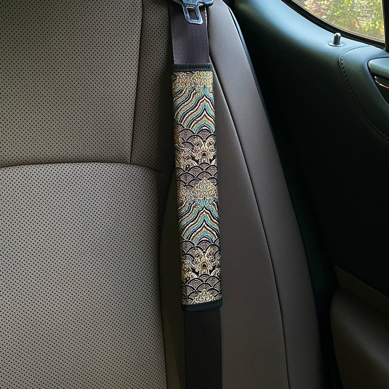 和紋付 JDM EMBROIDERY SEAT BELT PAD